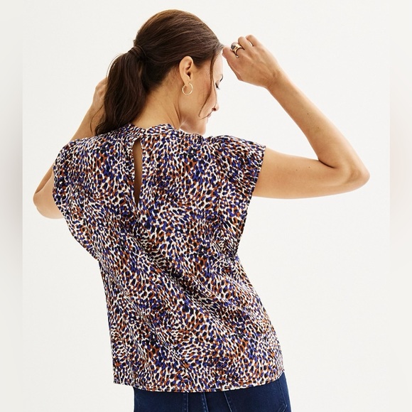 NWT Nine West Mockneck Cascade Sleeve Popover Top Size XS - Picture 2 of 7